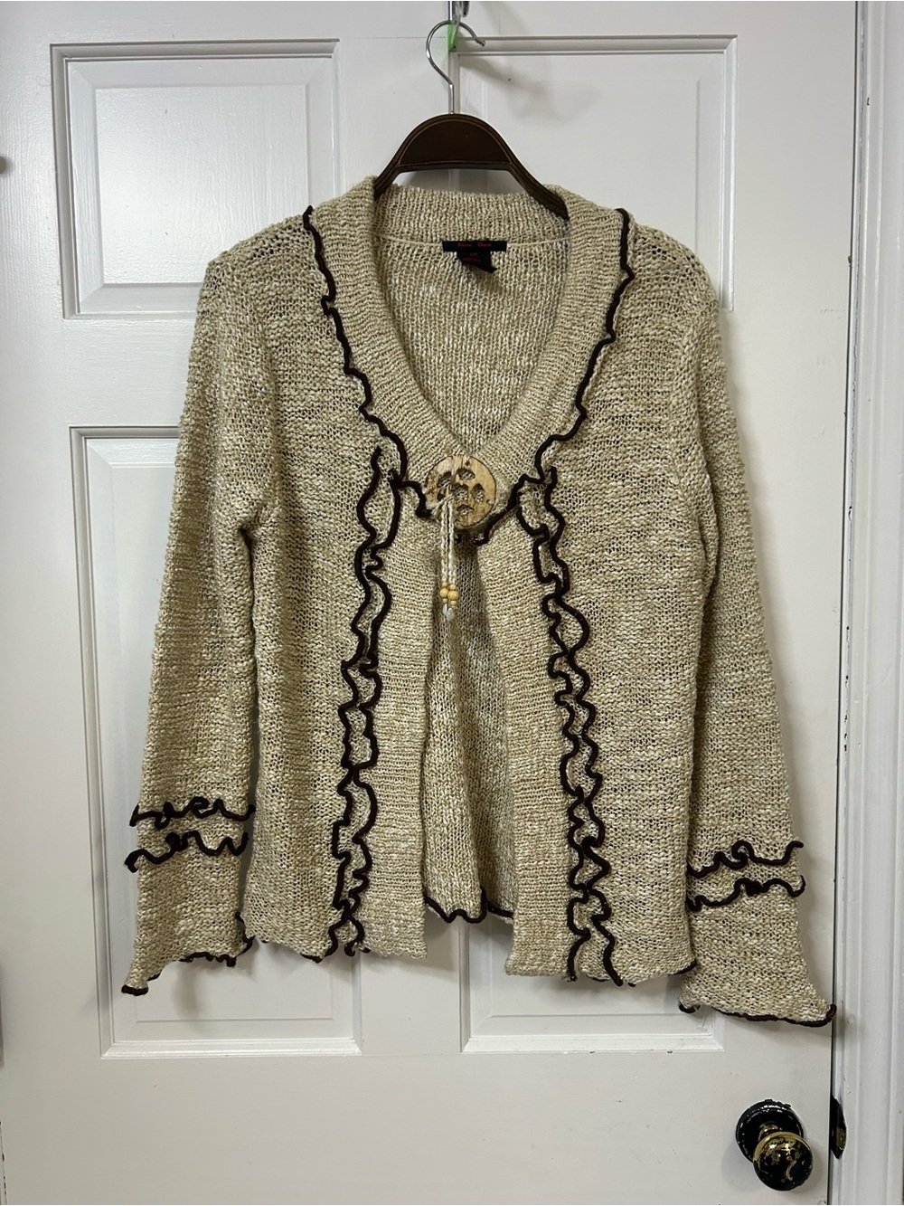 Vintage Cream Ruffle-Trim Knit Cardigan with Decorative Toggle